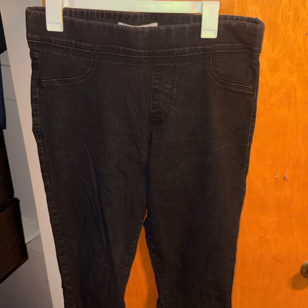 Old Navy Black Women’s Stretch Jeggings